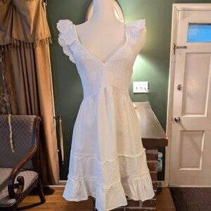 Love Tree M White Ruffle Dress NWT